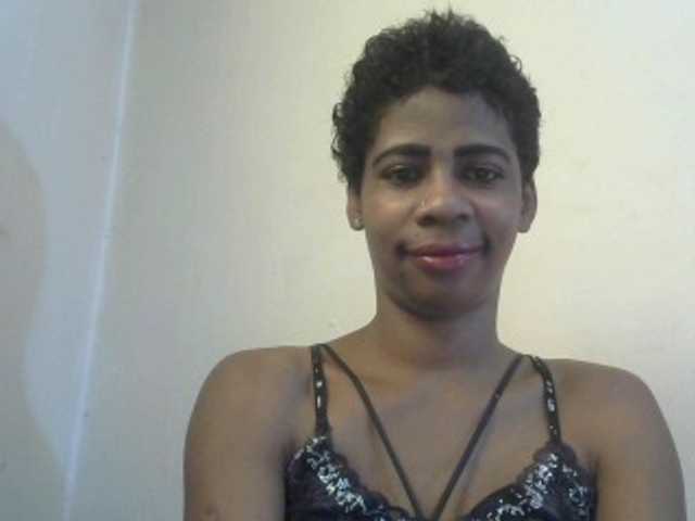 Anitahw live cam on BongaCams