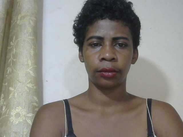 Anitahw live cam preview