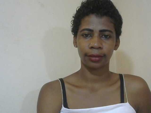 Anitahw live cam on BongaCams