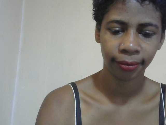 Anitahw live cam on BongaCams