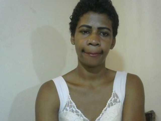 Anitahw live cam on BongaCams