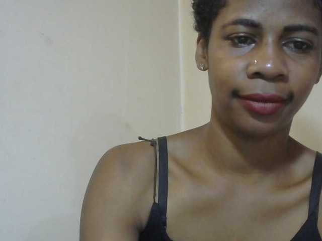Anitahw live cam preview