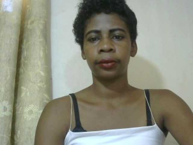 Anitahw live cam preview