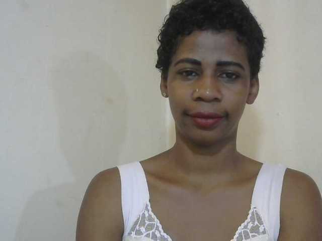 Anitahw live cam on BongaCams