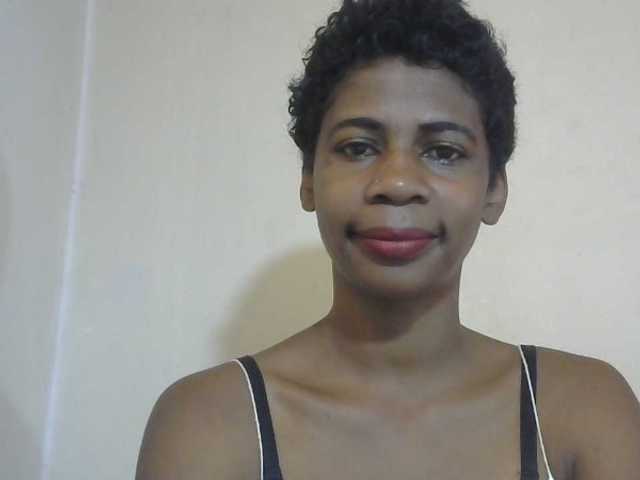 Anitahw live cam preview