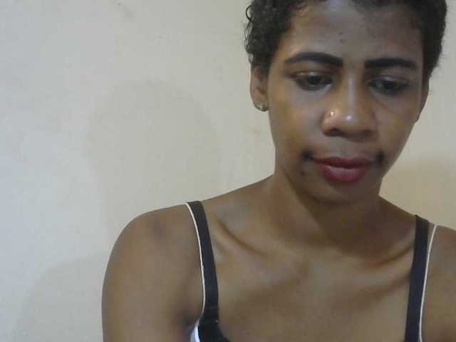 Anitahw live cam on BongaCams