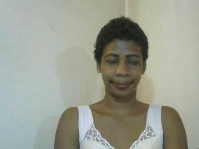 Anitahw live cam on BongaCams