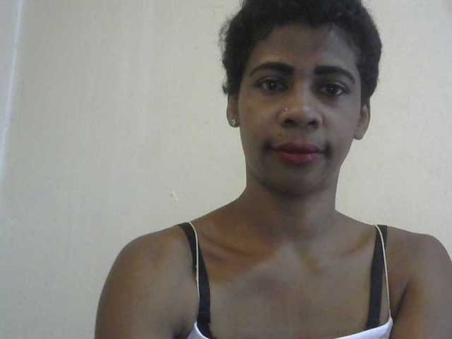 Anitahw live cam preview