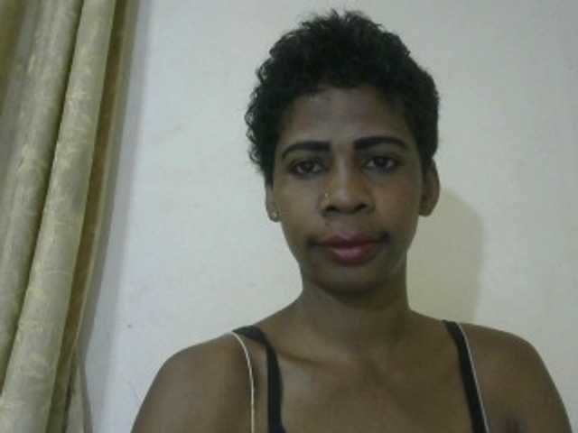 Anitahw live cam on BongaCams