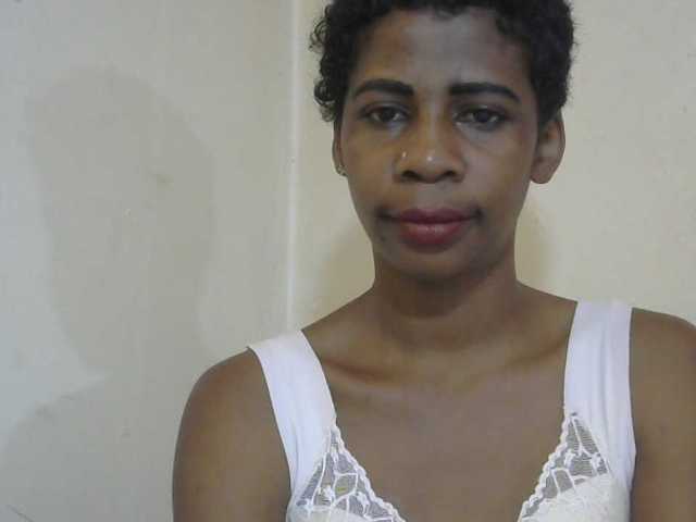 Anitahw live cam on BongaCams