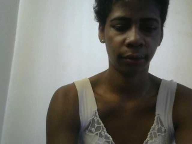 Anitahw — live female cam