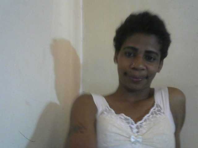 Anitahw live cam preview