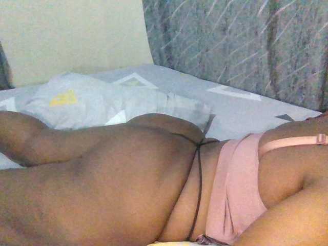 Cumpiee live cam preview