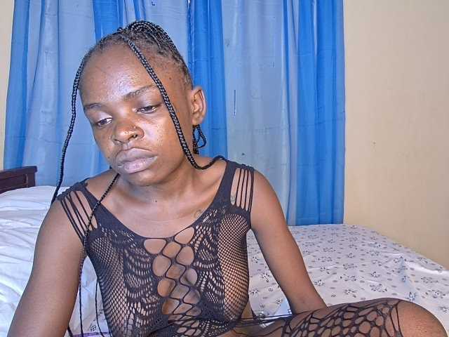 Makaylah live cam on BongaCams