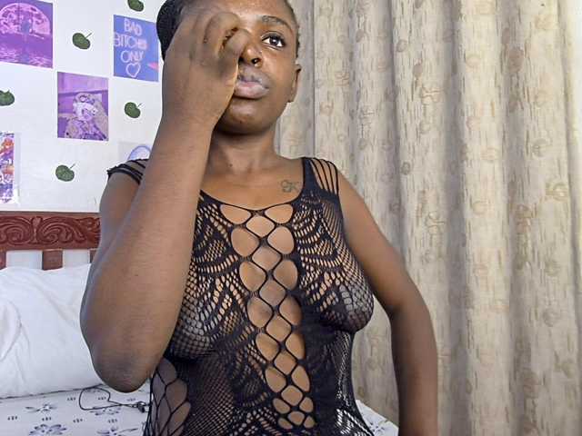 Makaylah live cam on BongaCams