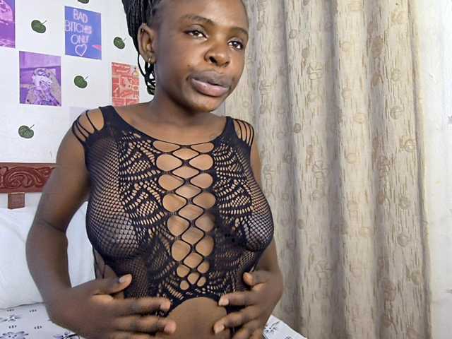 Makaylah live cam on BongaCams