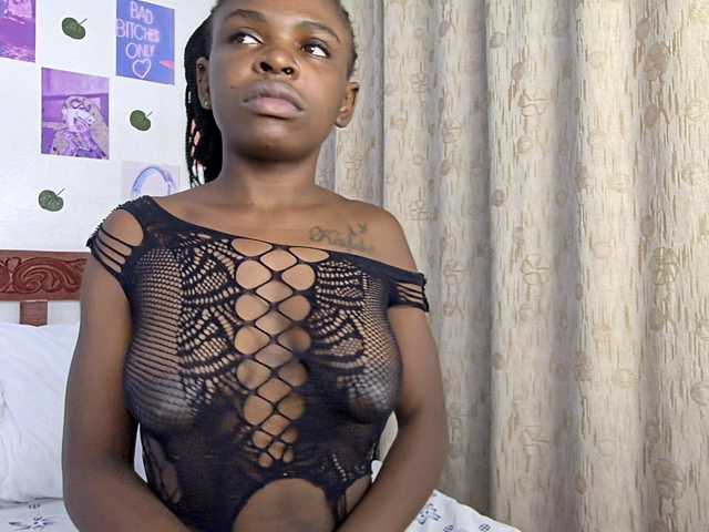 Makaylah live cam preview