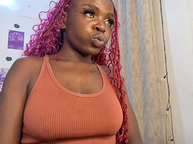 Makaylah live cam on BongaCams
