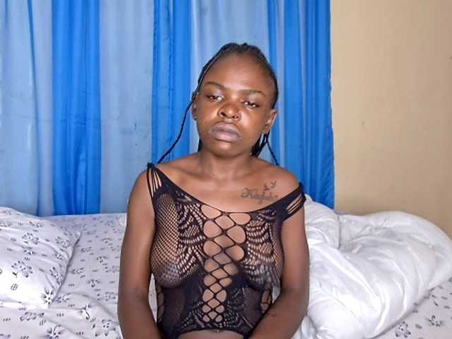 Makaylah live cam on BongaCams