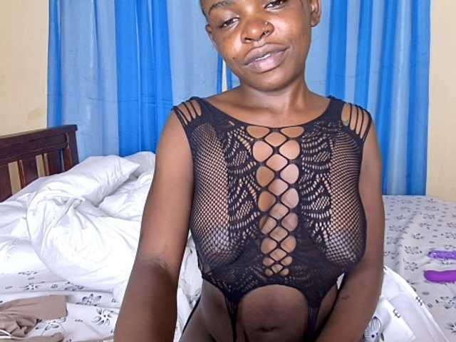 Makaylah live cam on BongaCams