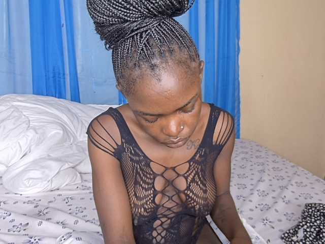 Makaylah live cam on BongaCams
