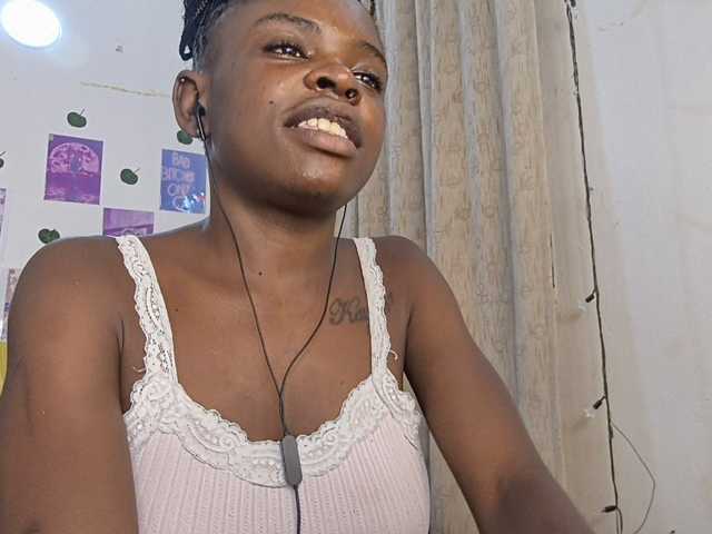 Makaylah live cam on BongaCams