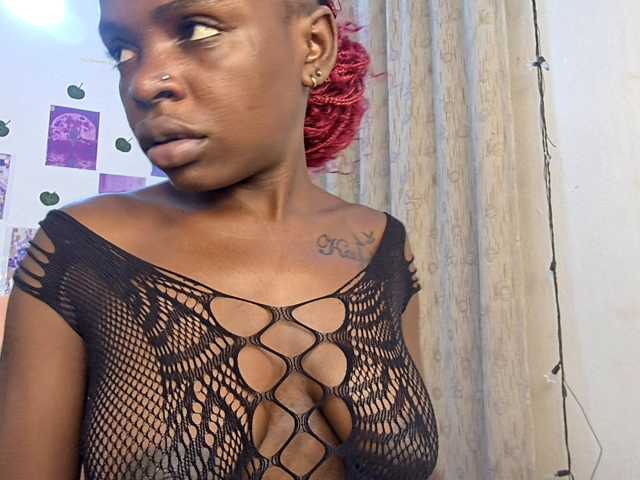 Makaylah live cam on BongaCams