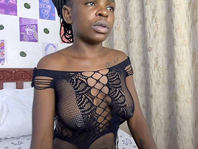 Makaylah live cam on BongaCams