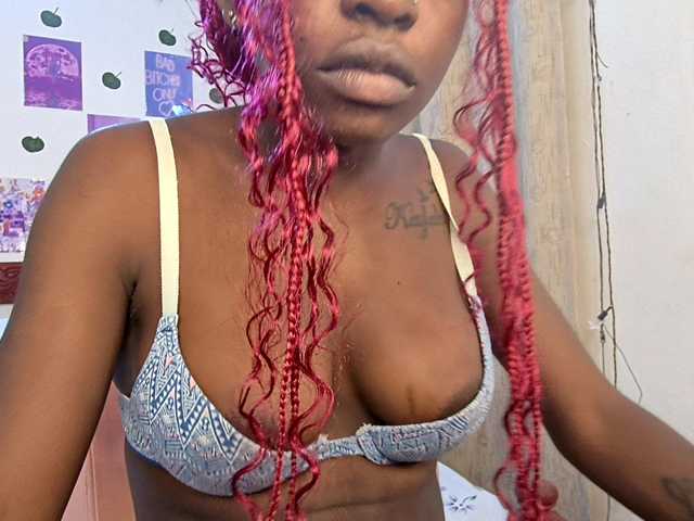 Makaylah live cam on BongaCams