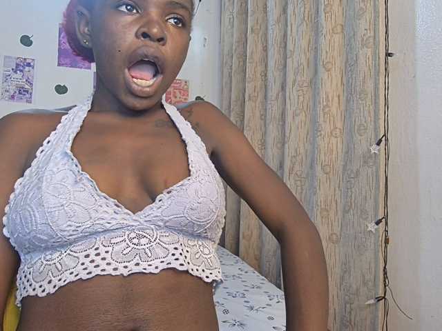 Makaylah live cam on BongaCams