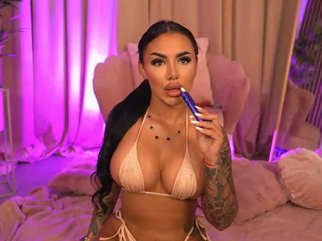 JessyFoxy live cam preview