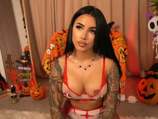 JessyFoxy live cam on BongaCams