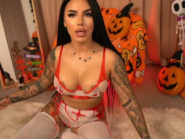 JessyFoxy live cam on BongaCams