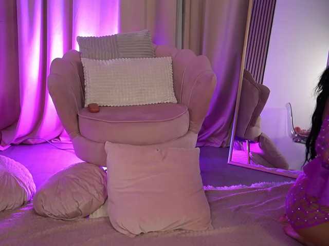 JessyFoxy live cam on BongaCams