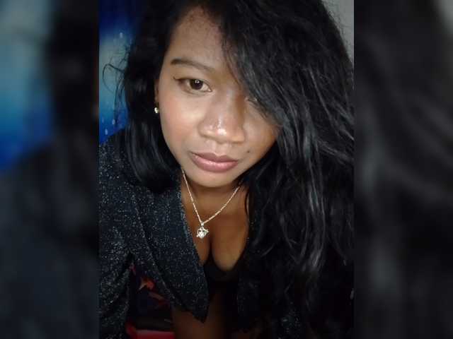Leillaa live cam on BongaCams