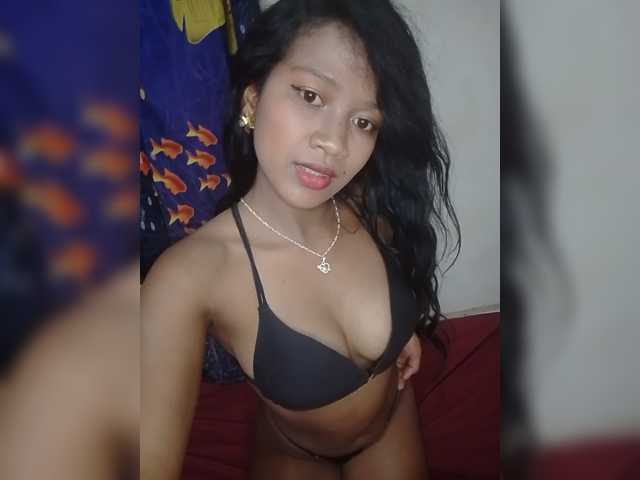 Leillaa live cam on BongaCams