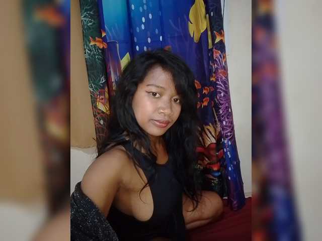 Leillaa live cam on BongaCams