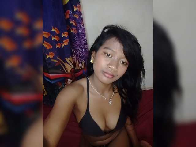 Leillaa live cam on BongaCams