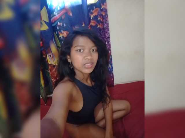 Leillaa live cam on BongaCams