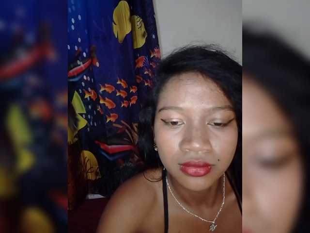 Leillaa live cam on BongaCams
