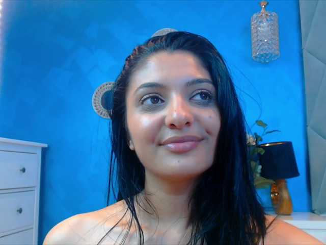 ambraloong live cam on BongaCams