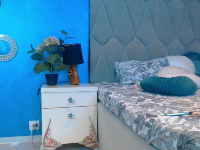 ambraloong, en vivo ahora en BongaCams