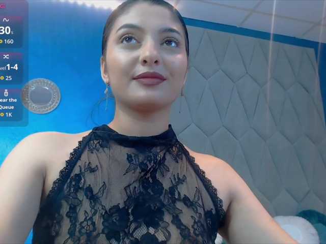 ambraloong, live now on BongaCams