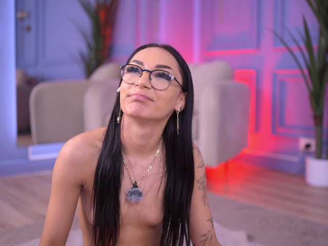 ElaBellanotte live cam on BongaCams