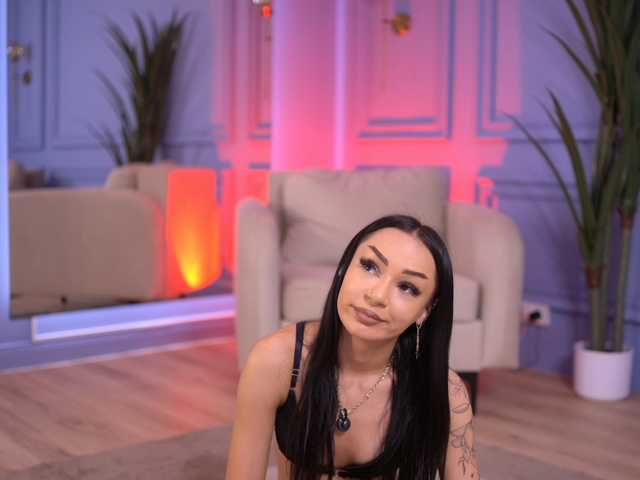 ElaBellanotte live cam on BongaCams