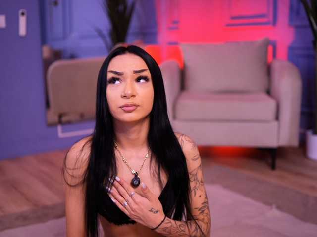ElaBellanotte live cam on BongaCams