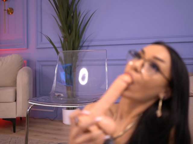 ElaBellanotte live cam on BongaCams