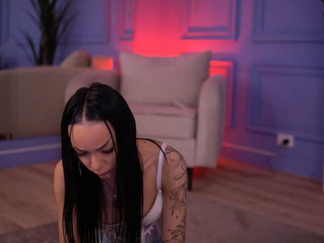 ElaBellanotte live cam on BongaCams