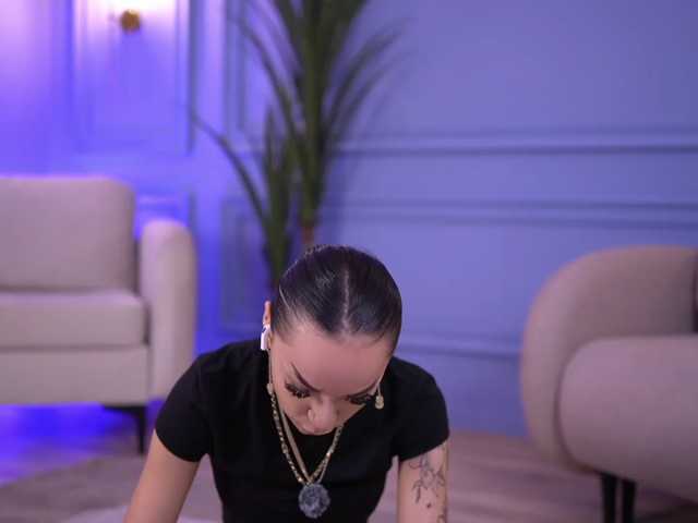 ElaBellanotte live cam on BongaCams