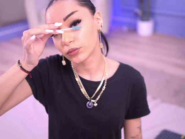 ElaBellanotte - Girl 
